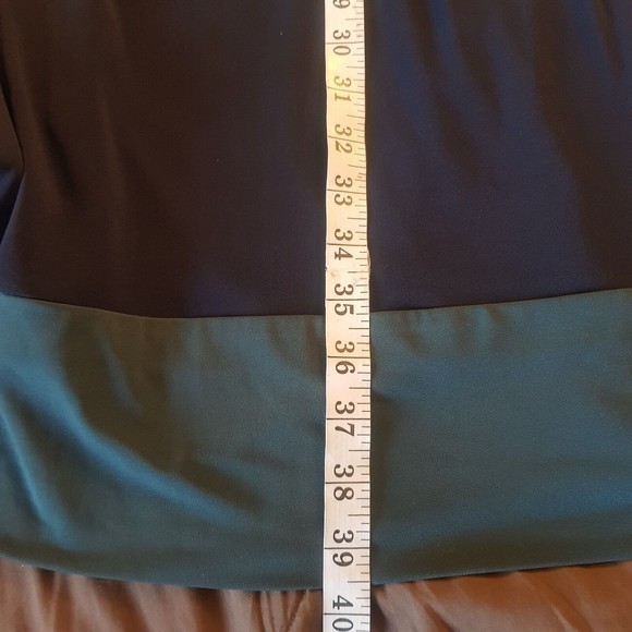 Laundry By Design Dress Size Small V Neckline Gold Green Trim Empire Striped - Picture 7 of 12